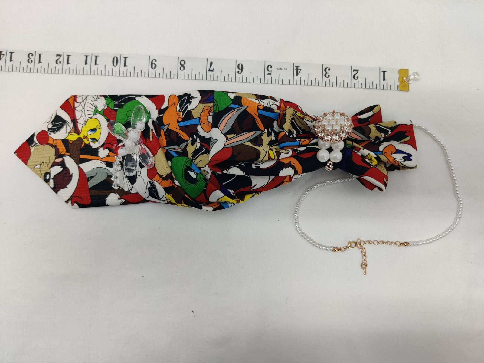 Women's Christmas Jabot Necklace - Looney Tunes Tie - Bugs Bunny Daffy Tweety