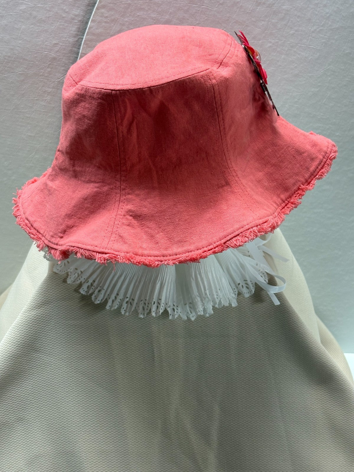 Reversible Bucket Hat 2-in-1 Coral & Cream Magnetic Removable Flower Brooch