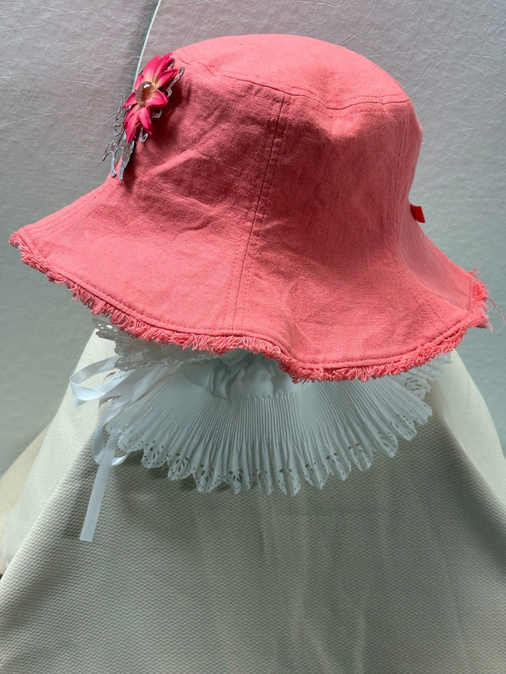 Reversible Bucket Hat 2-in-1 Coral & Cream Magnetic Removable Flower Brooch