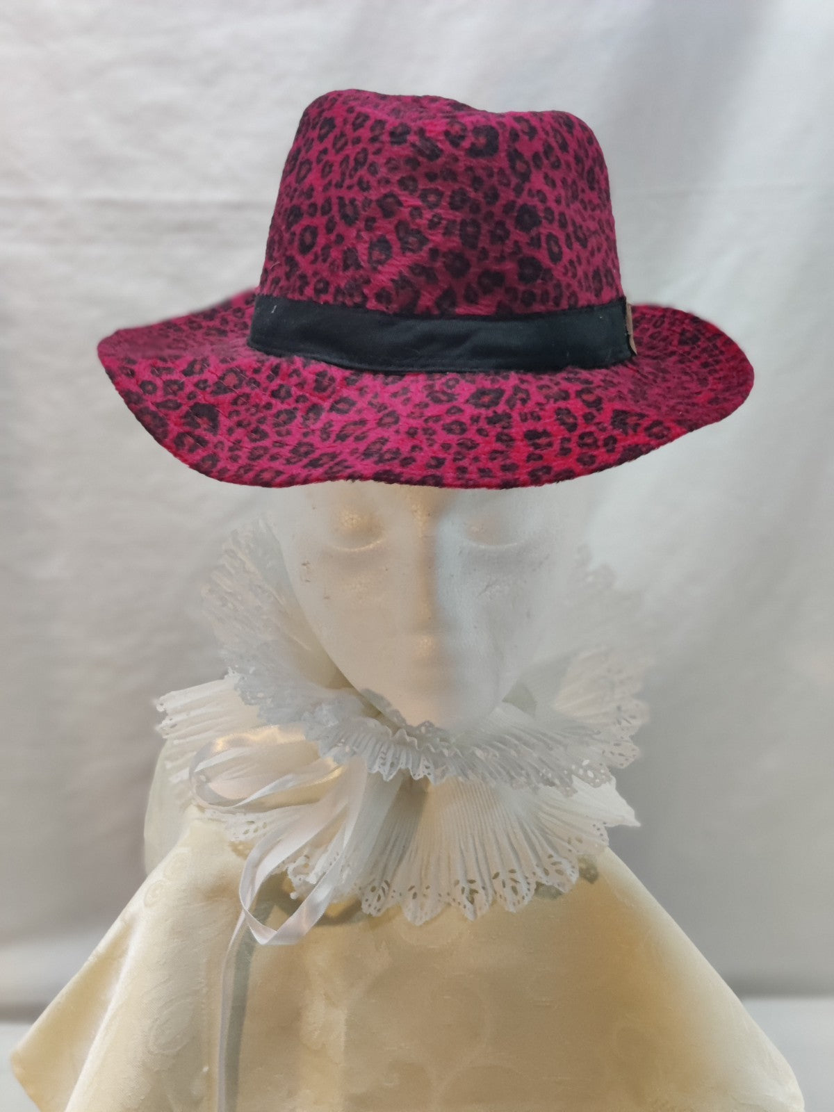 VERA by New York Fedora Hat Fuchsia Pink Black Leopard Print - Gold Flower Pearl