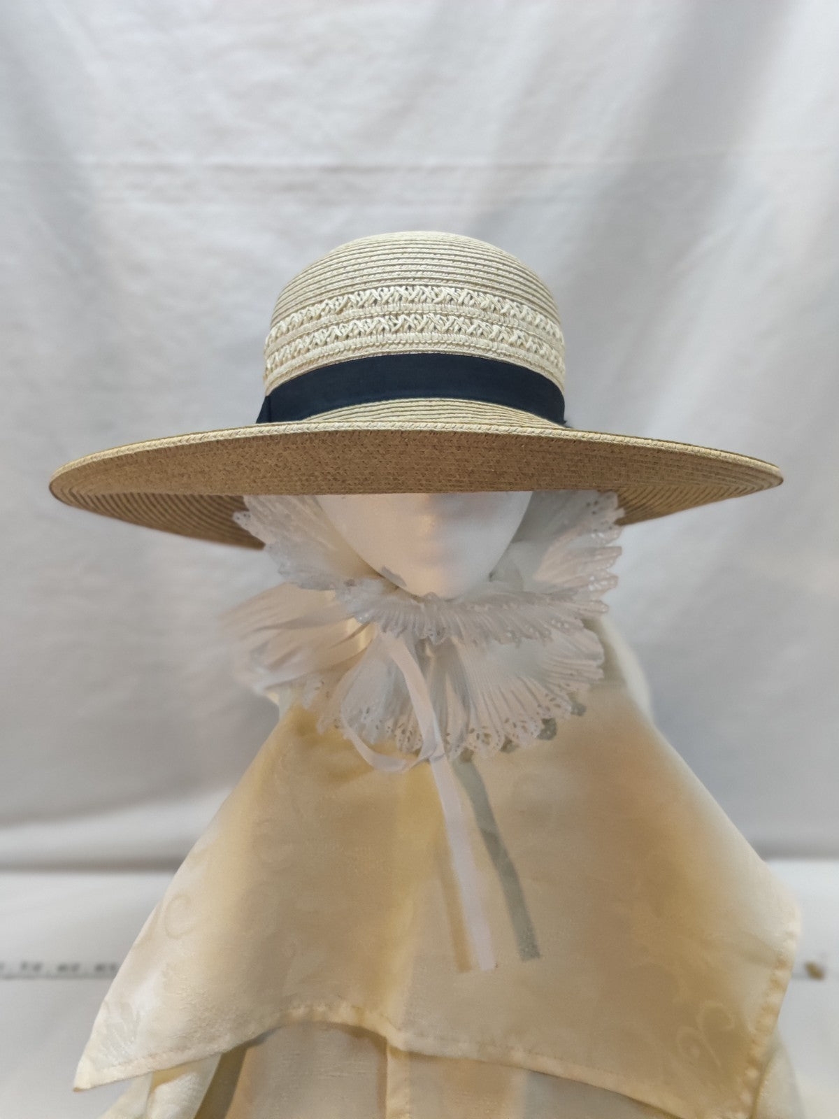 Coolibar UPF 50+ Wide Brim Sun Hat - Beige Natural Straw -Black Band With Flower