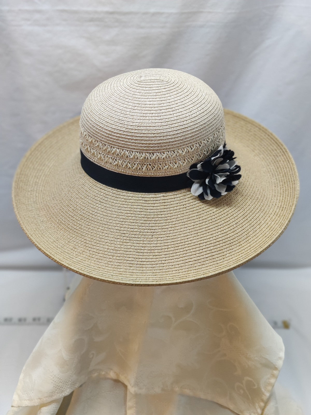 Coolibar UPF 50+ Wide Brim Sun Hat - Beige Natural Straw -Black Band With Flower