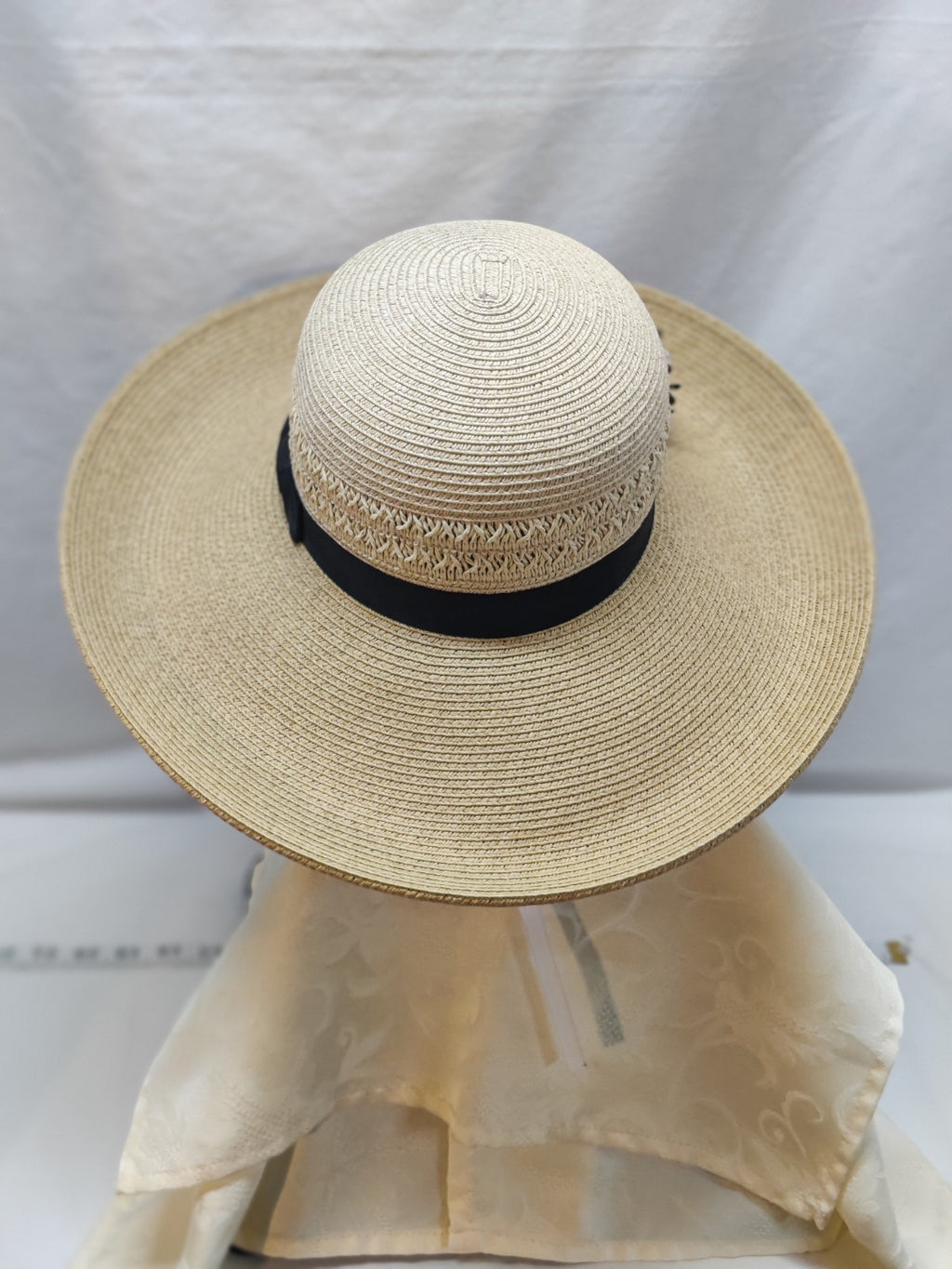 Coolibar UPF 50+ Wide Brim Sun Hat - Beige Natural Straw -Black Band With Flower
