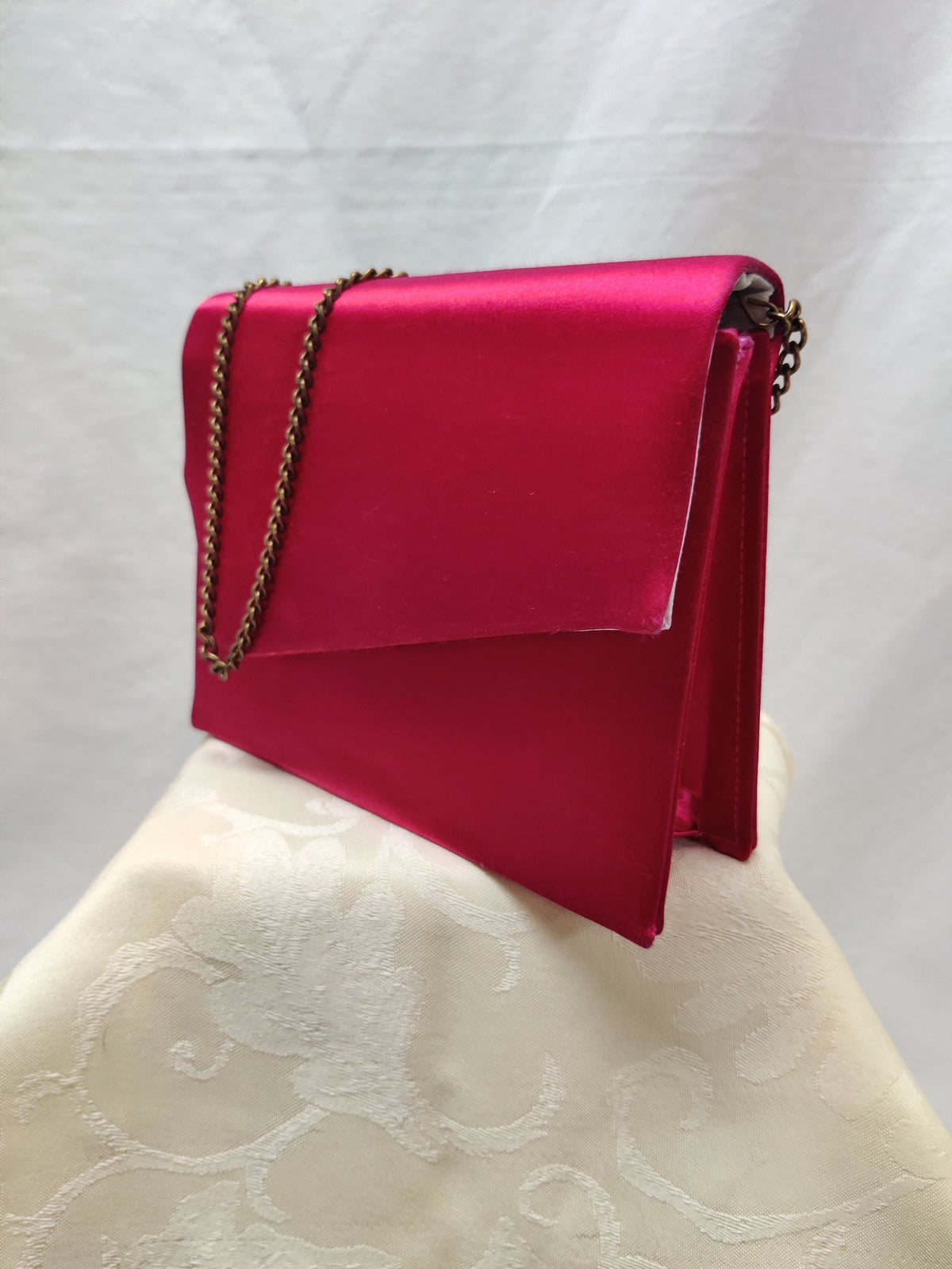 Sparkles Fuchsia Satin Envelope Evening Clutch Bag Gold Chain Strap Formal