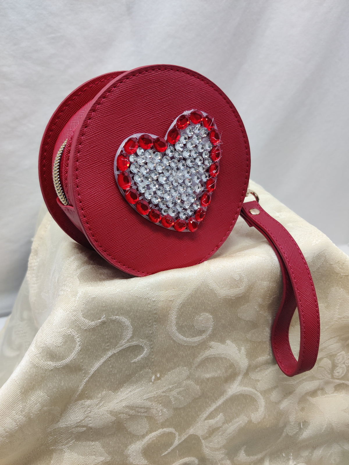 Red Round Wristlet Bag - Crystal Heart Rhinestone Valentine Crossbody Purse