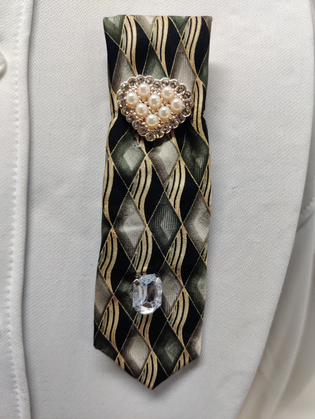 Handmade Black Gold Diamond Tie Brooch - Pearl Heart Cluster & Clear Crystal Lapel Pin